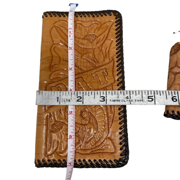 Vintage Tooled Leather 2-Piece Keychain Checkbook PAT 1960s Floral Western Tan - Picture 8 of 8